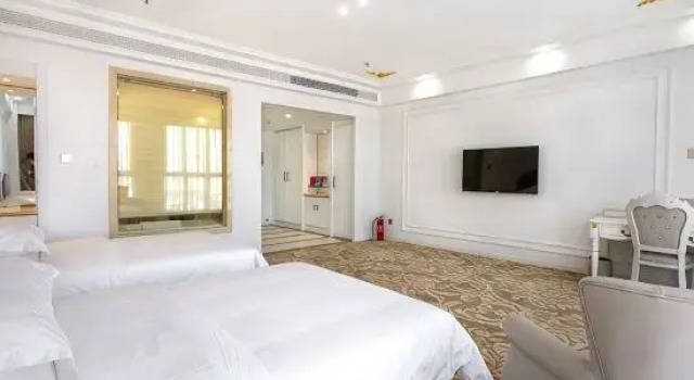 Номер Standard Huadong International Business Hotel