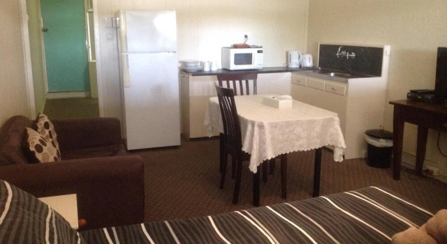 Copper Gate Motel, Book Motel Hoteller i Mount Isa med parkering, Parkering