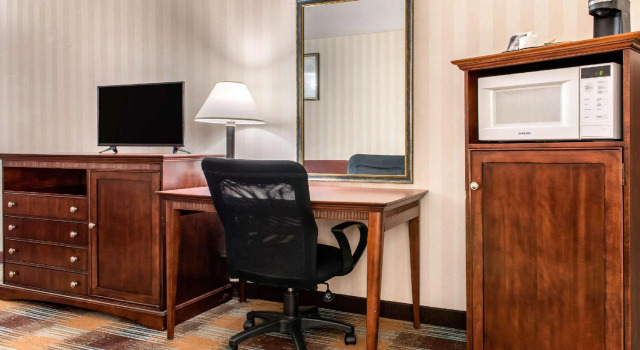 Номер Standard La Quinta Inn & Suites by Wyndham Miamisburg Dayton South