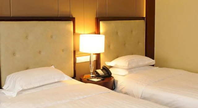 Yun Tian Hotel Beijing, Book Hotel Hoteller i Beijing Province med parkering, Parkering