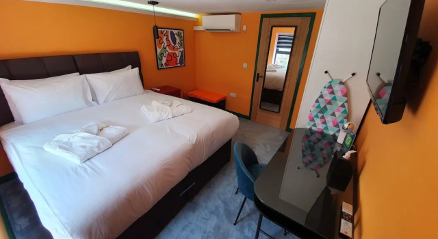 Апартаменты Aaron Wise - 51 Fitzhamon Apartments