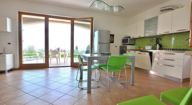 Apartment Fabiola With Pool Lake View
