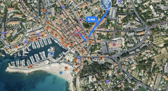 Au P'tit Canaille, plein centre avec parking privé, Забронировать Отель Отели Calanques National Park с парковкой, Парковка