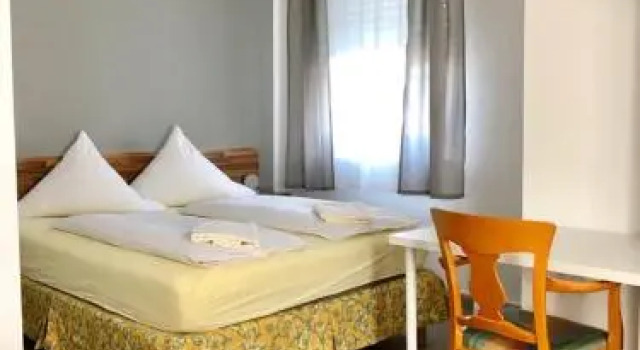 Hotel Nello, Забронировать Отель Оффенбах земля Гессен