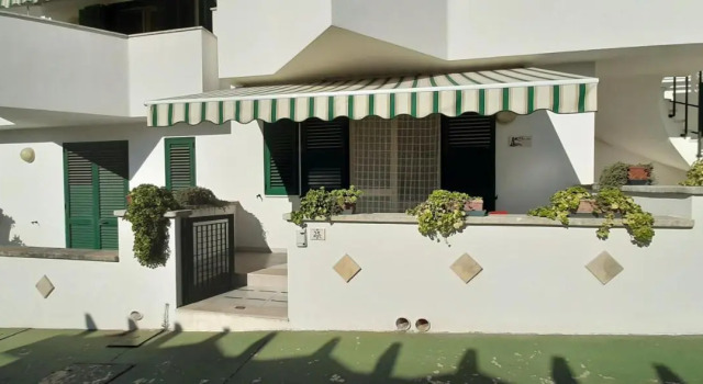 Il Faro di Anna, Book Hotel Hoteller i Leuca med parkering, Parkering