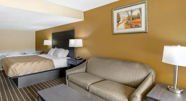 Люкс Quality Inn Hillsville