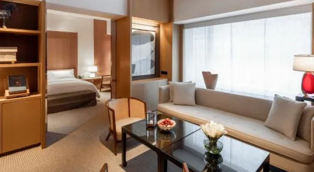 Люкс Grand Plaza Holiday Inn Jiayuguan