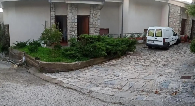Collina Belvedere, appartamento indipendente in villa Salerno-Capezzano