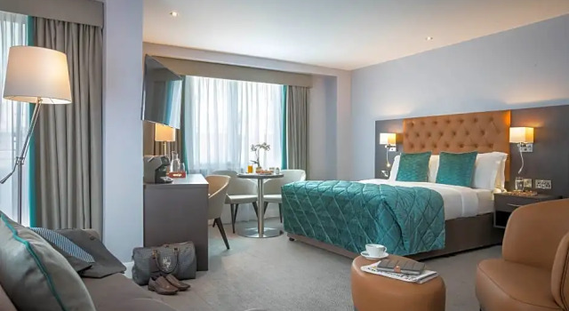 Семейный номер Standard Grand Canal Hotel