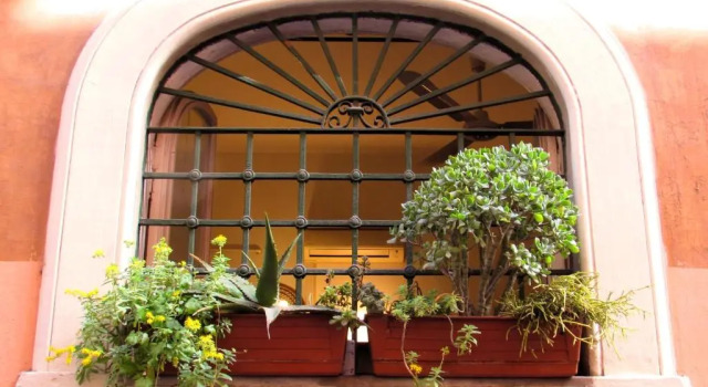 HISTORICAL CENTER ROME NAVONA AC 2 ROOMS HOLY DOOR VATICAN 5 MINUTES ON WALk, Забронировать Апартаменты/квартира Отели Рима с парковкой, рядом с Собор Святого Петра, Парковка