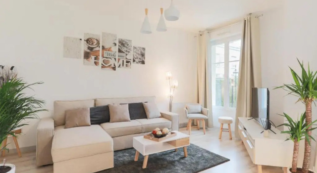 Апартаменты Lovely Cosy Apartment Terrace - 5 min DISNEYLAND Paris