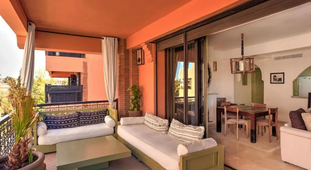 2 Bed Apartment, L'Hivernage, The Bardot, Rooftop Pool, Забронировать Апартаменты/квартира Отели Марракеш-Тенсифт-Эль-Хауз с парковкой, Парковка