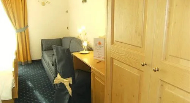 Hotel Gran Vacanze Rooms & Apartments, Забронировать Апартаменты/квартира Димаро Валь-ди-Соле