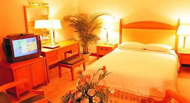 Hotel Jumbo Zhuhai, Rezervovat Hotel Hotely v Guangdong s bazénem, Bazén