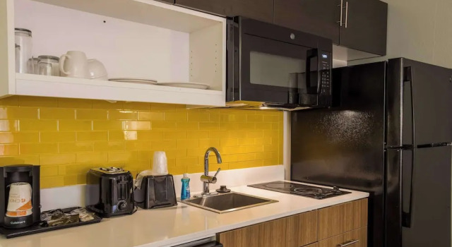Двухместный номер Standard MainStay Suites Savannah Midtown