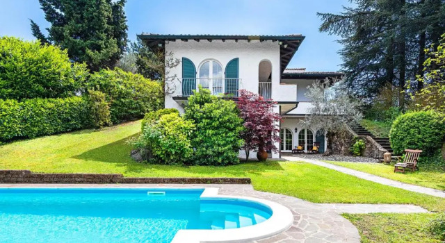 Вилла Villa Costanza in Padenghe sul Garda