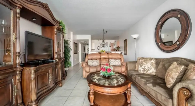 Le Marina Bay PH3 - Condo 5 People, Sunny Isles, Varaa Hotelli Hotellit Miami Beach uima-altaalla, Uima-allas