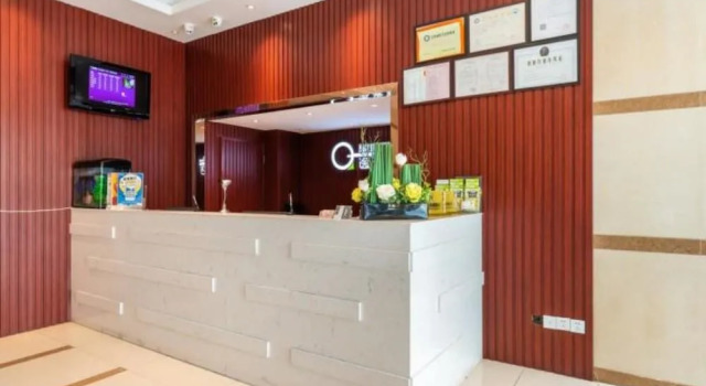 Yimi Hotel Baogang Dadao Station Branch