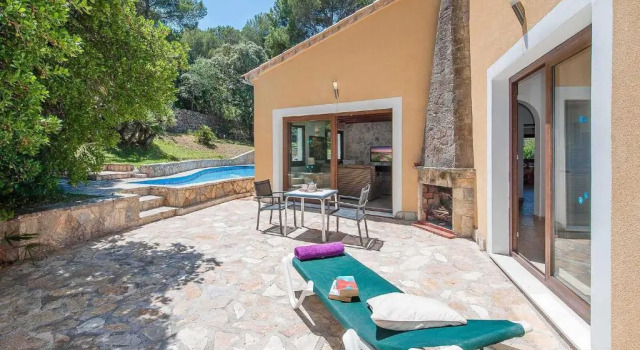 Вилла с 3 комнатами Holiday Home Villa Alexandria Cala Sant Vicenç by Interhome