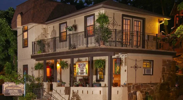 Benton Place Inn
