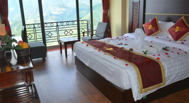 Номер Deluxe с видом на горы Sapa Vista Hotel