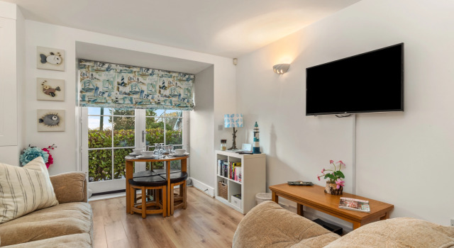 12 Rhodewood - Modern Apartment Close to Village and Beach, Забронировать Апартаменты/квартира Сондерсфут 