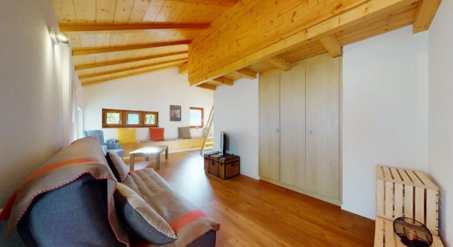 Modern 1 bedroom apartment with charm in Sierre, Varaa Huoneisto Sierre 