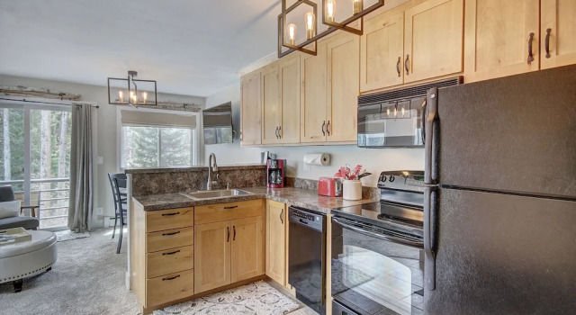 Номер Premier Wildwood Lodge Downtown Condos with Hot Tub