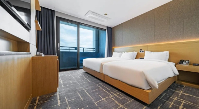 Номер Deluxe Sea Cruise Hotel