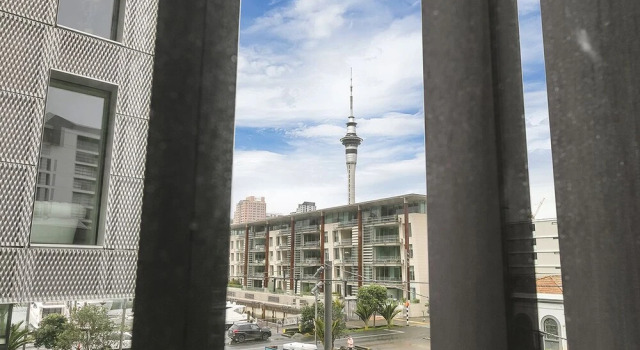 QV Harbour One Bedroom with Parking -866
