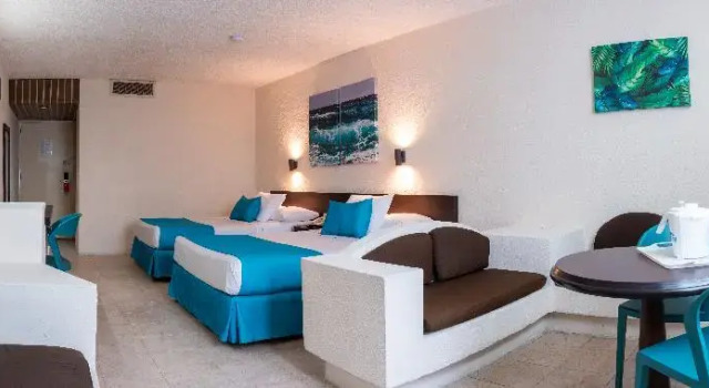 Четырёхместный полулюкс Howard Johnson by Wyndham Veracruz
