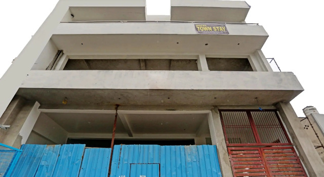 OYO 81764 Hotel Town stay