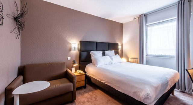 Трёхместный номер Deluxe Best Western Plus Au cheval Blanc à Mulhouse