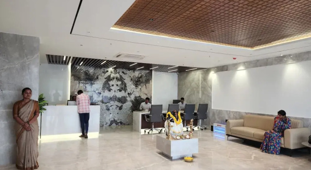 Hotel Tulips Grand, Забронировать Отель Хайдарабад Hyderabad Region