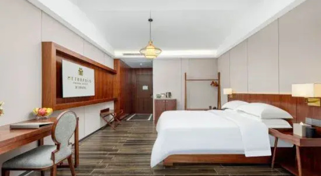 Guangzhou Conghua Jinjiang Metropolo Hotel, Boek Hotel Hotels in Guangdong met parkeren, Parkeren
