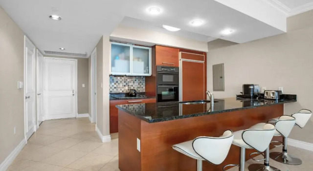 Коттедж Luxurious Beach Resort 3 BR 3 BA with OCEAN view Insta worthy Pool