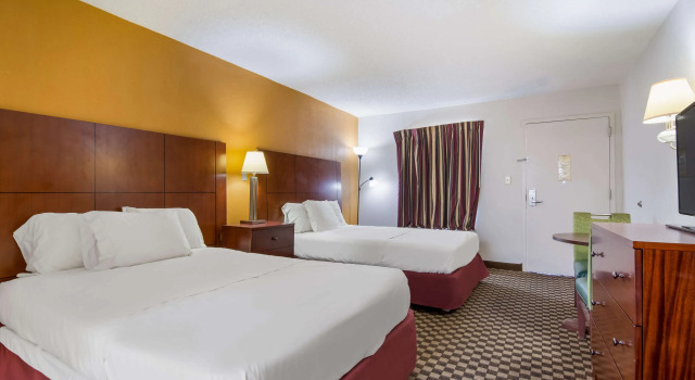 Четырёхместный номер Standard Americas Best Value Inn Wadesboro