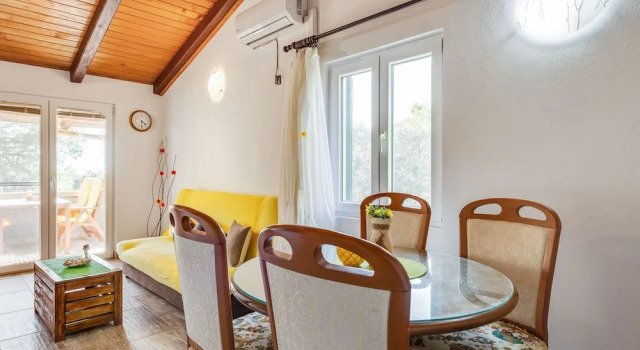 Rustic Cottage in Silba With Garden, Забронировать Дом для отпуска Виллы Zadar Islands, Вилла