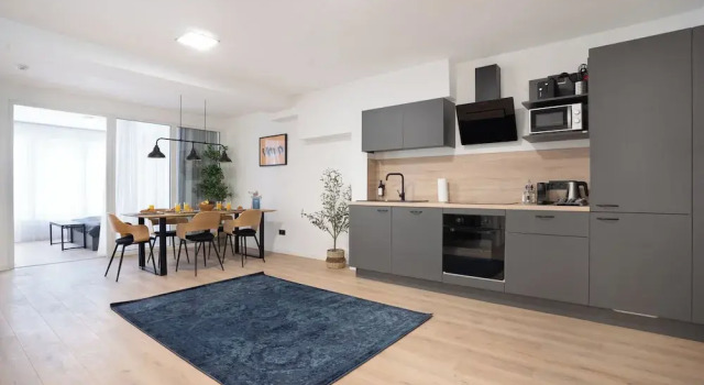 Апартаменты Superior Central Bonn Apartments I home2share
