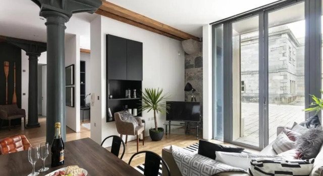 Апартаменты с 2 комнатами Two-bedroom Apartment at Royal William Yard