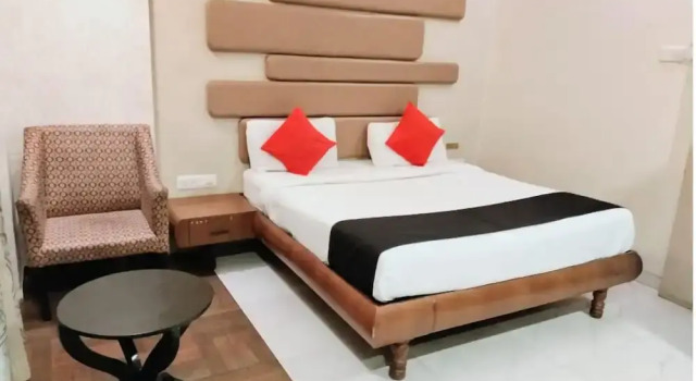 Двухместный номер Deluxe Saibaba International Supreme Hotel