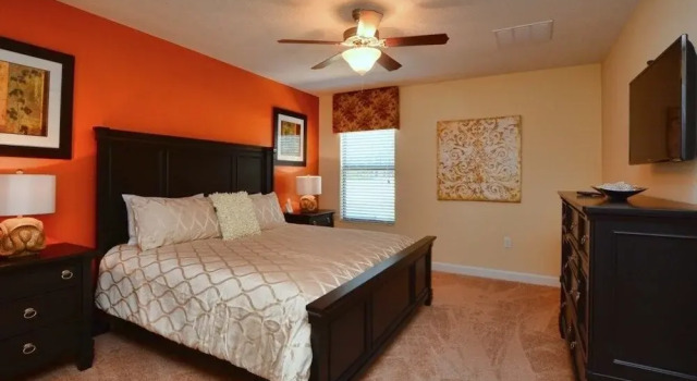 Resort Community, Large Private Pool, Free Wifi, Game Room, No Rear Neighbors! 6 Bedroom Home by RedAwning, Book Ferieresort Hoteller i Four Corners med pool, Swimmingpool