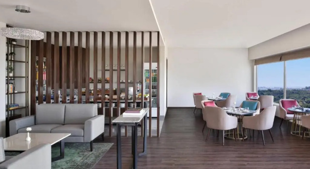 Номер Premium Courtyard by Marriott Bhopal