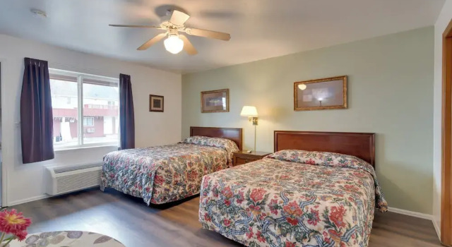 Loveland Vacation Rental: Pets Welcome, Забронировать Отель Отели Лавленд 3 звезды, 3*