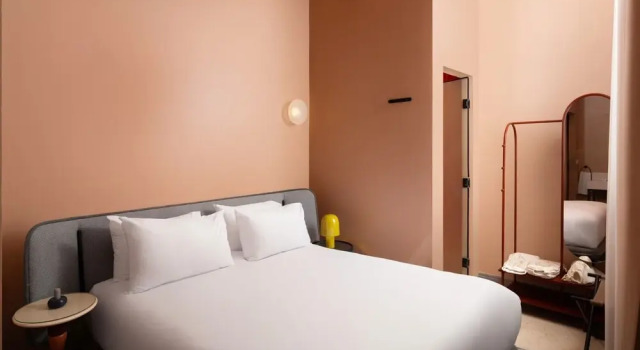 Апартаменты с видом на город Brassbell grey apartments Bidair House