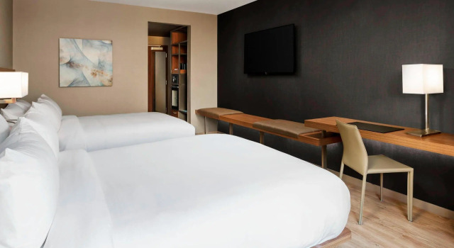 Четырёхместный номер Standard AC Hotel by Marriott Chapel Hill Downtown