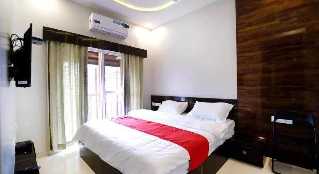 Ss Crown Inn, Rezervovat Hotel Hotely v Bangalore s parkováním, Parkování