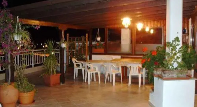 Aparthotel 4 stars Sarti, Book Hotel Sarti 