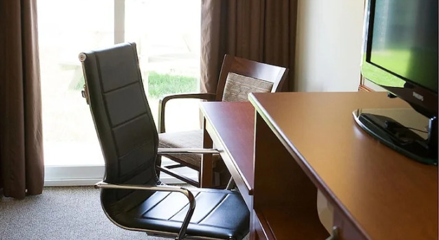 Четырёхместный номер Standard с видом на улицу Super 8 by Wyndham Port Elgin