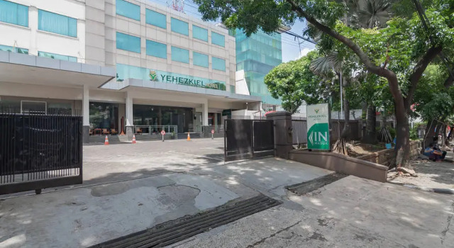 Hotel Yehezkiel Surapati